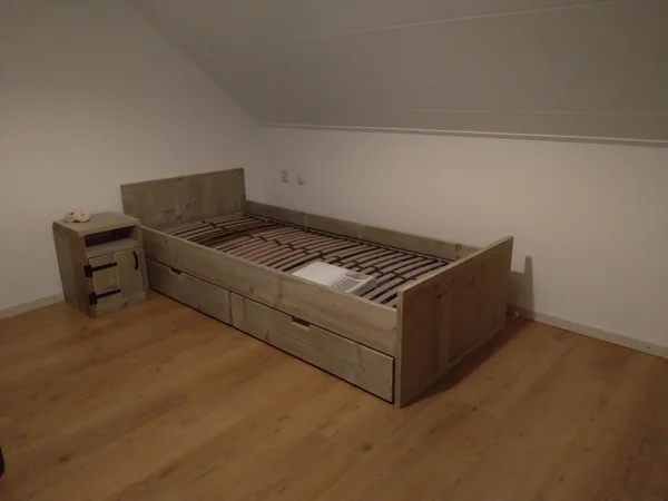 steigerhouten bed op maat